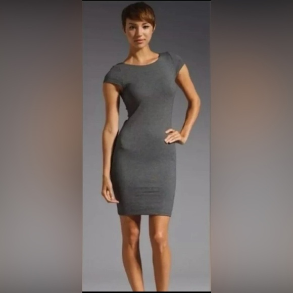 Alice + Olivia Short Sleeve Tiffany Dress in Gray‎ Size 10 NWT! - Picture 1 of 10